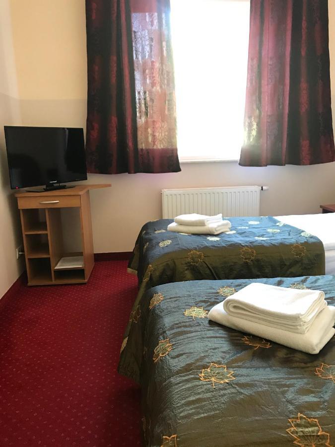 Motel Pintal Гожув-Велькопольски Экстерьер фото