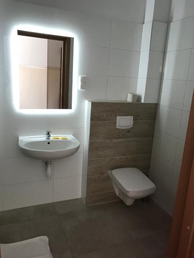 Motel Pintal Гожув-Велькопольски Экстерьер фото